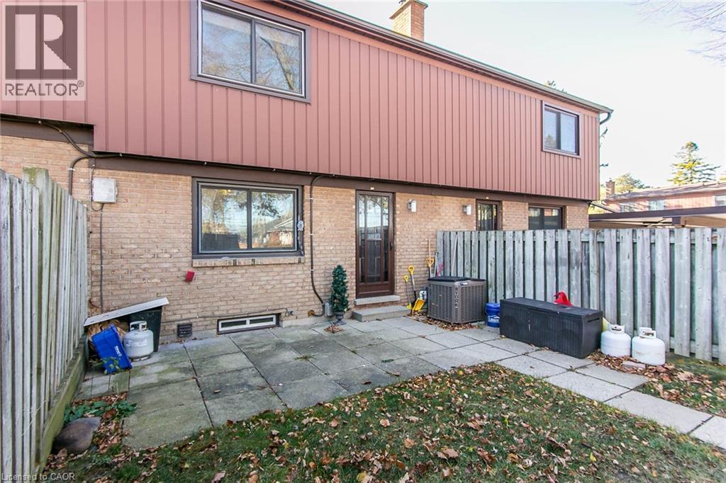 Photo 22 of 130 Kingswood Drive Unit 33, Kitchener ON