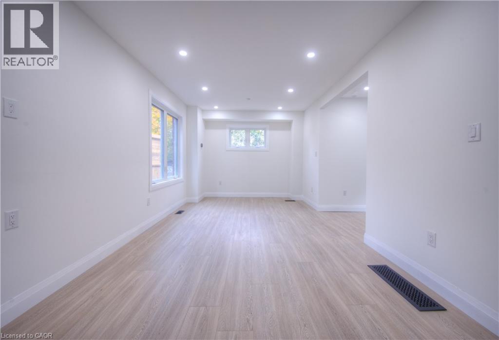 Photo 17 of 128 Homewood Avenue, Kitchener ON