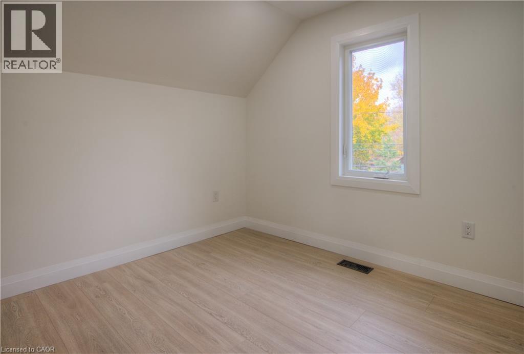 Photo 13 of 128 Homewood Avenue, Kitchener ON
