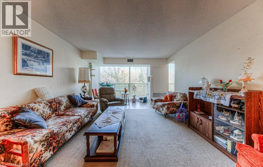 Photo 14 of 55 Blue Springs Drive Unit 207, Waterloo ON