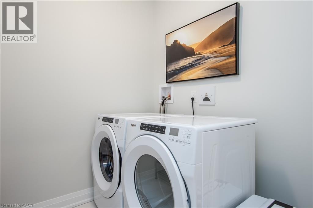Photo 13 of 71 Wyndham Street S Unit 1106, Guelph ON