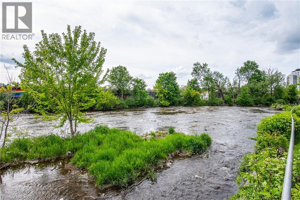 Photo 31 of 71 Wyndham Street S Unit 1106, Guelph ON