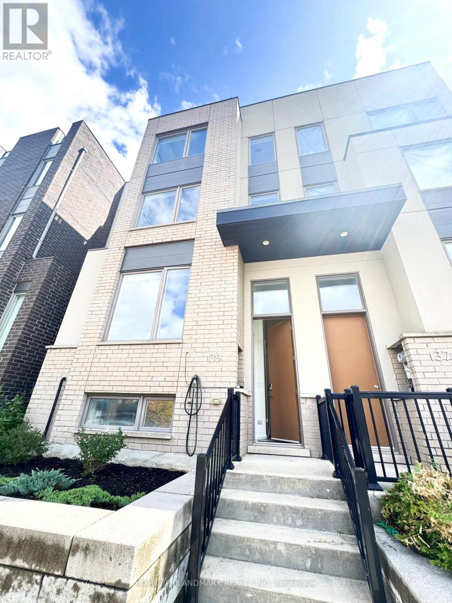 Photo 9 of 139 Stanley Greene Boulevard, Toronto ON
