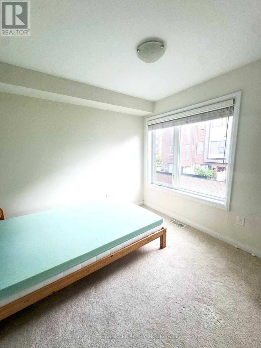 Photo 11 of 139 Stanley Greene Boulevard, Toronto ON