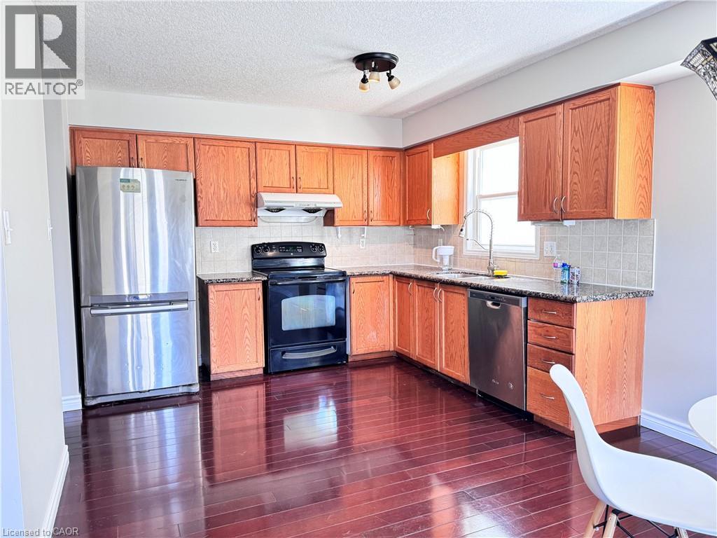 Photo 9 of 480 Trembling Aspen Avenue, Waterloo ON