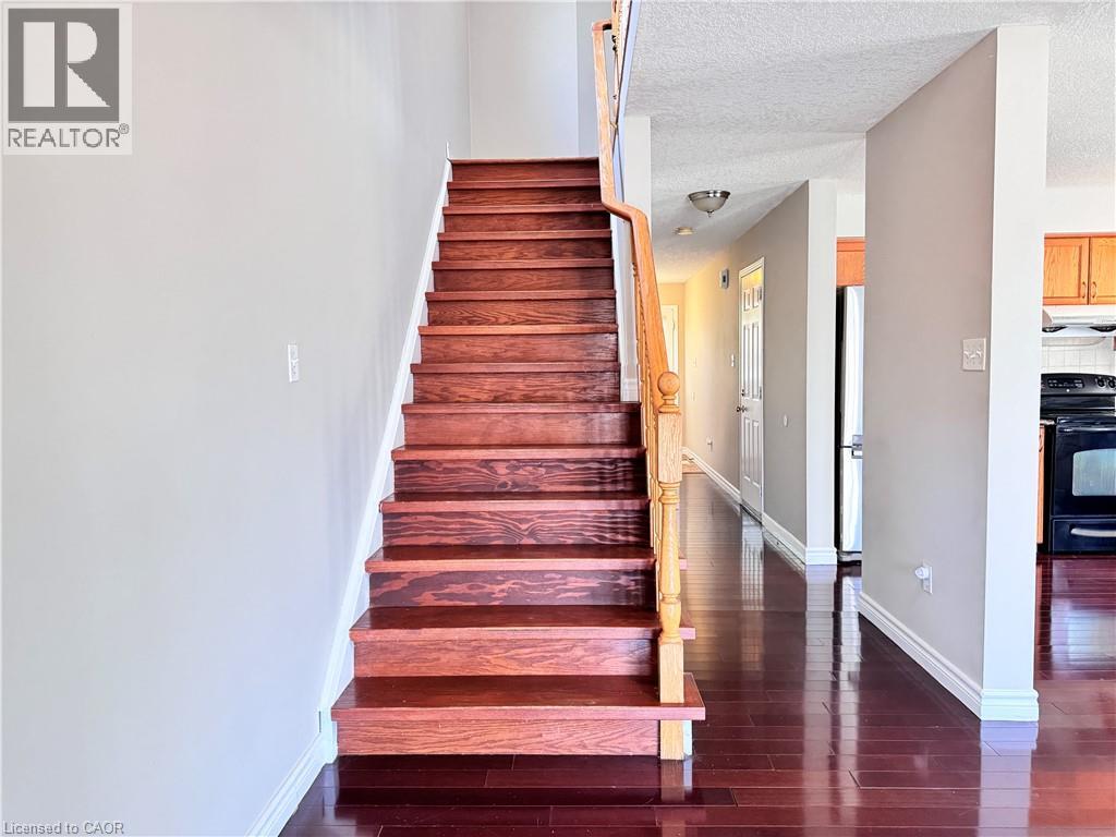 Photo 3 of 480 Trembling Aspen Avenue, Waterloo ON