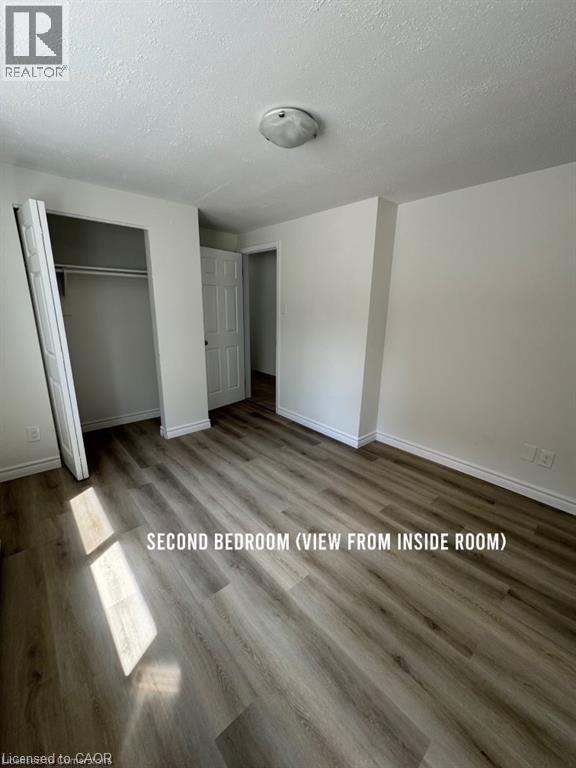 Photo 5 of 6 Elmsdale Drive Unit 1, Kitchener ON