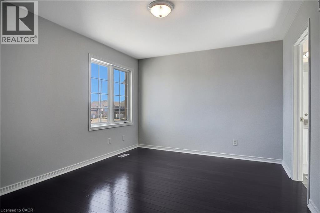 Photo 13 of 320 Robert Ferrie Drive, Kitchener ON