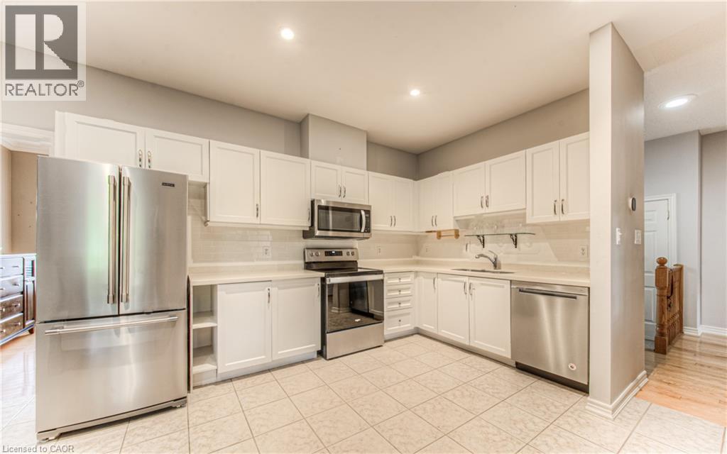 Photo 10 of 100 Idle Creek Drive Unit 19, Kitchener ON