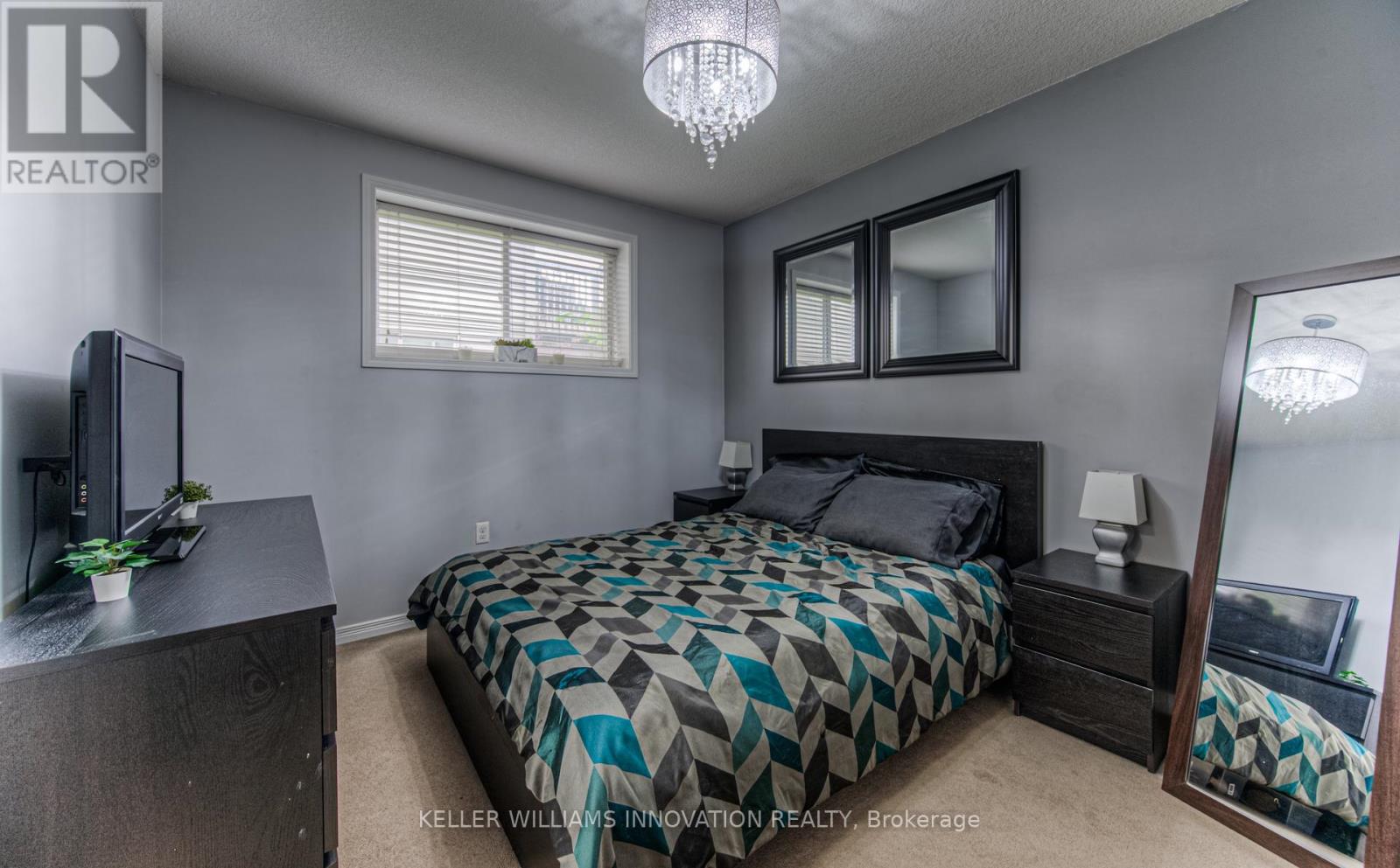Photo 2 of 15 A 1941 Ottawa Street S, Kitchener ON