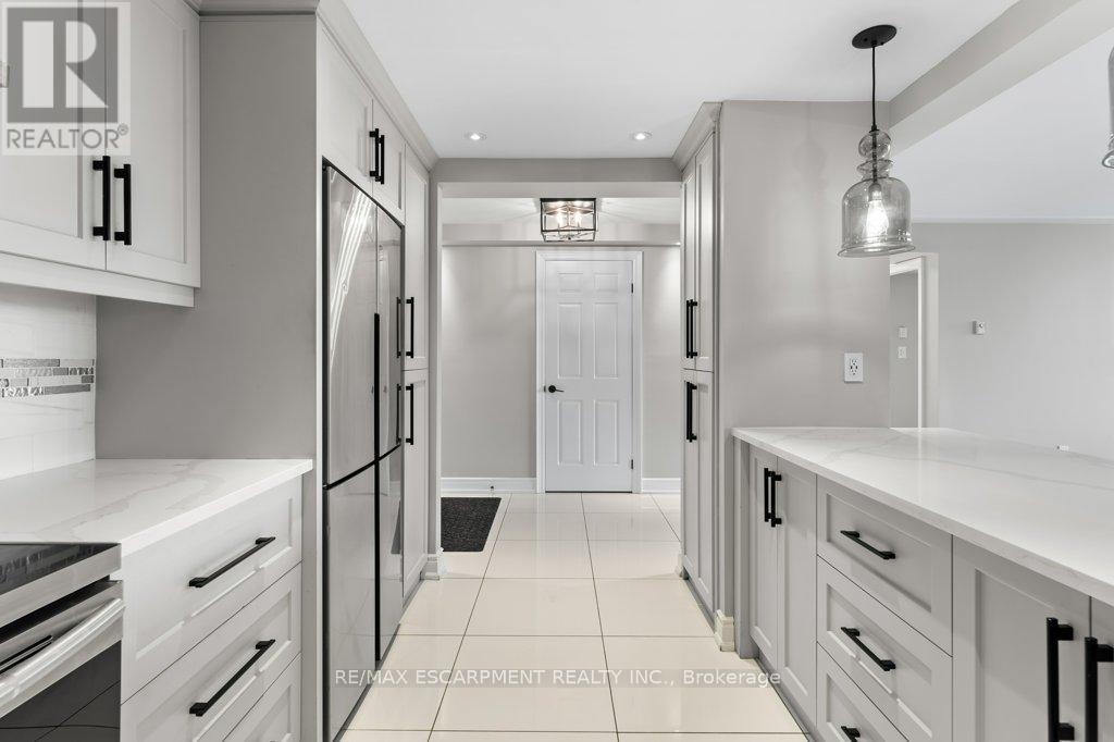 Photo 15 of 305 40 Harrisford Street, Hamilton ON