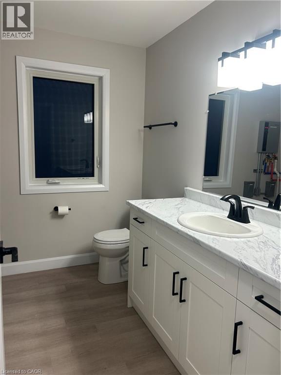 Photo 5 of 295 Glass Avenue, Kingsville ON