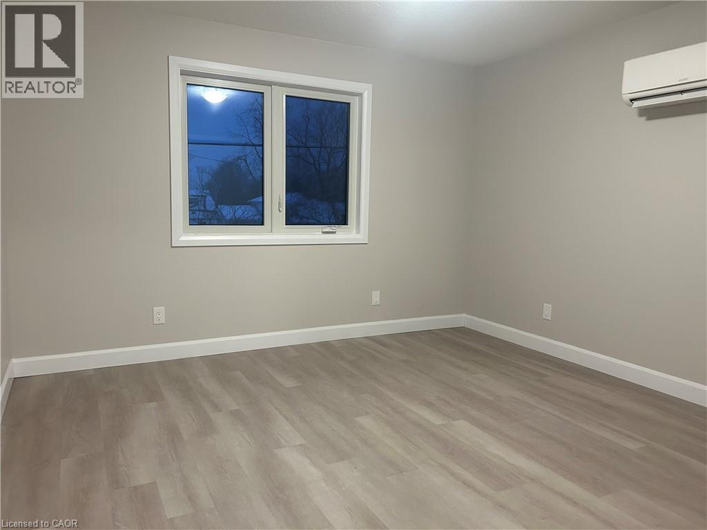 Photo 6 of 295 Glass Avenue, Kingsville ON