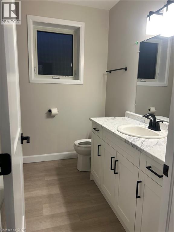 Photo 3 of 295 Glass Avenue, Kingsville ON
