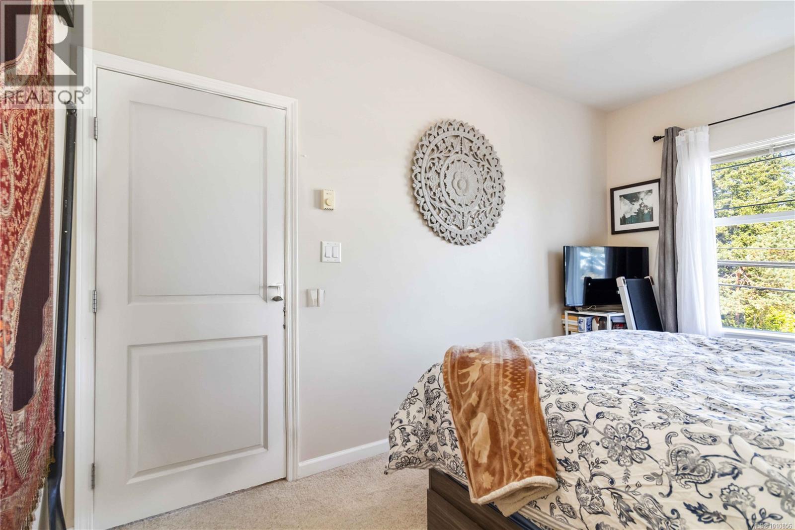 208 1959 Polo Park Court, Central Saanich