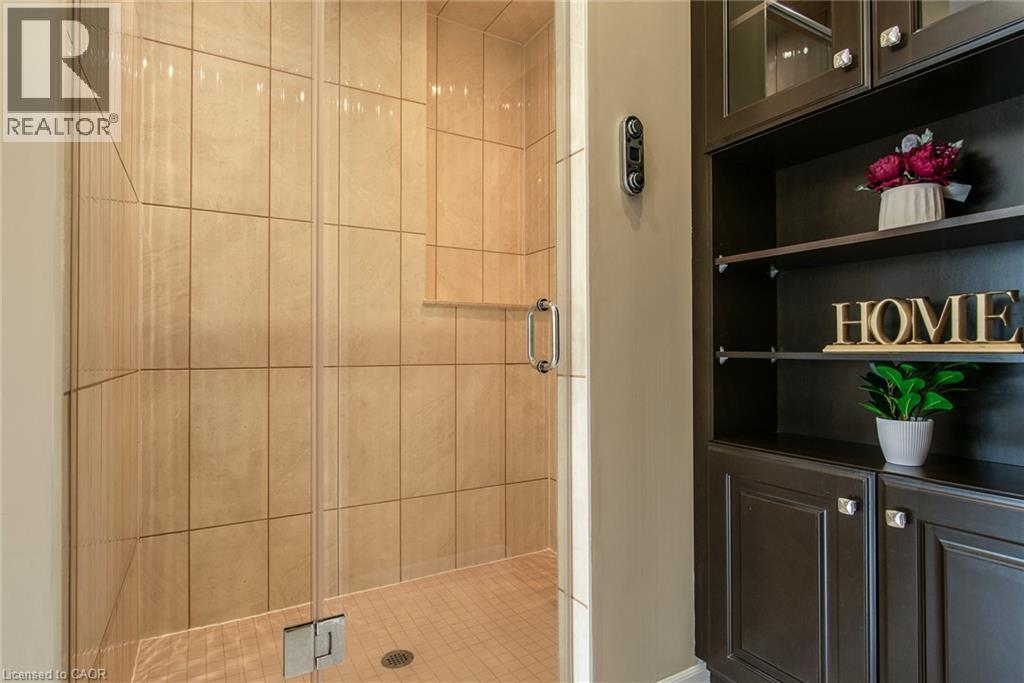 Photo 4 of 554 Sundew Drive, Waterloo ON