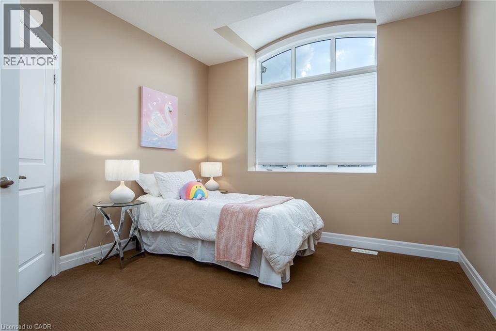Photo 44 of 554 Sundew Drive, Waterloo ON
