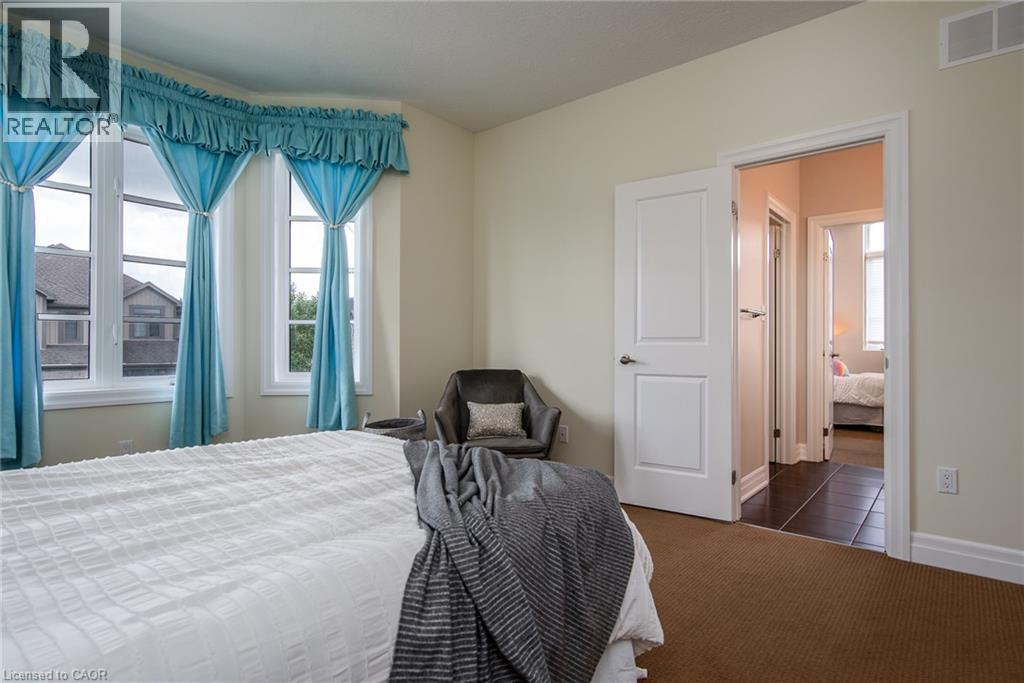 Photo 7 of 554 Sundew Drive, Waterloo ON
