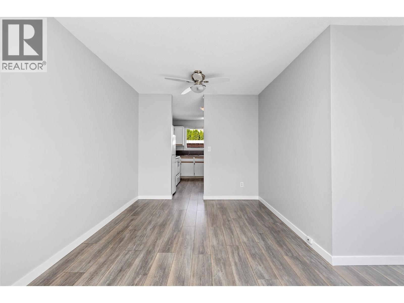 10 1283 Bernard Avenue, Kelowna