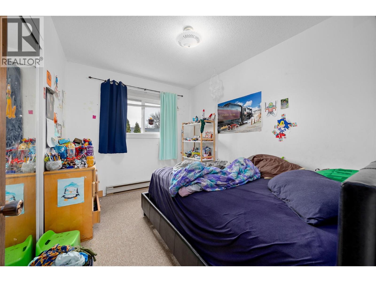 10 1283 Bernard Avenue, Kelowna
