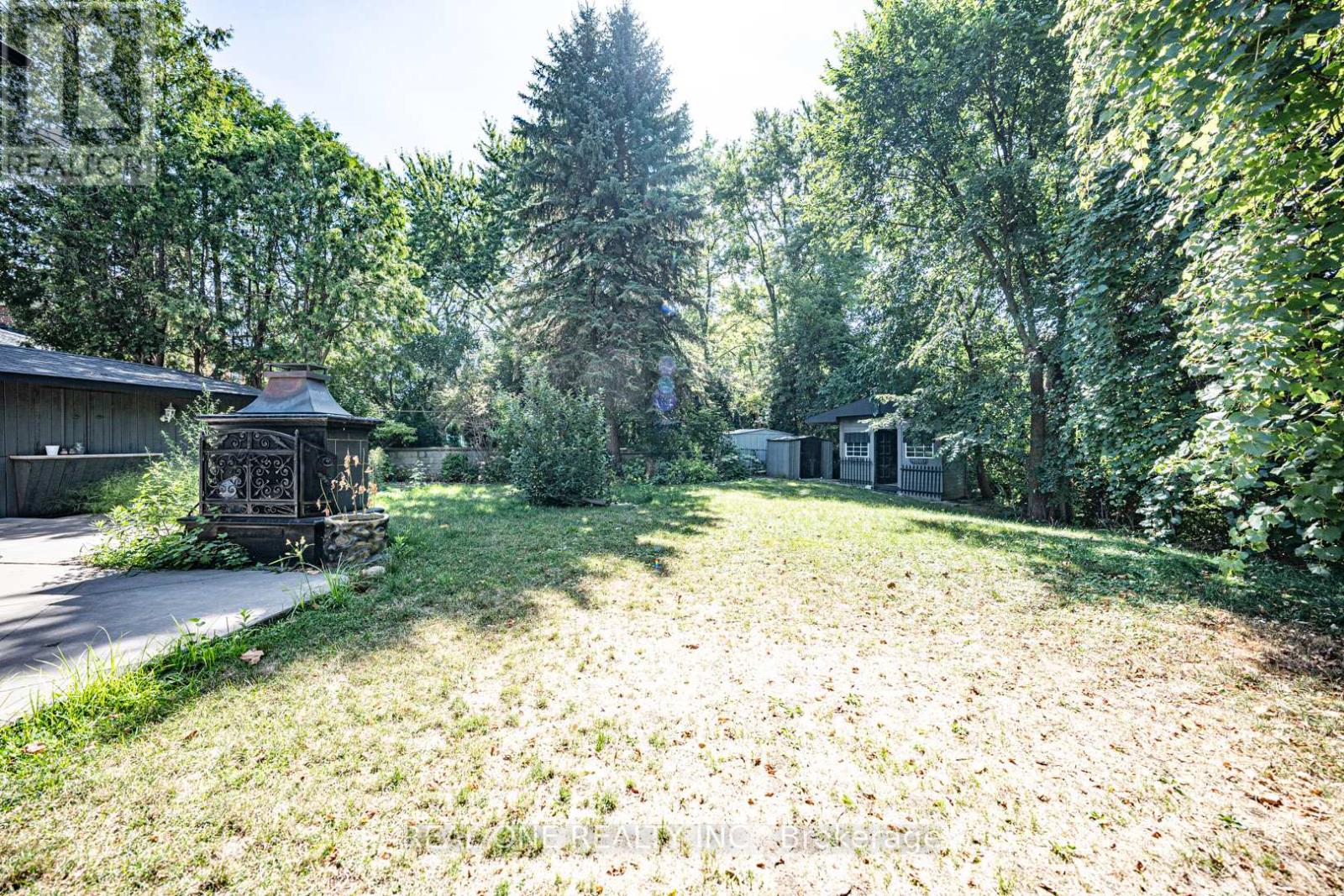 Photo 48 of 1 Manorpark Court S, Toronto ON