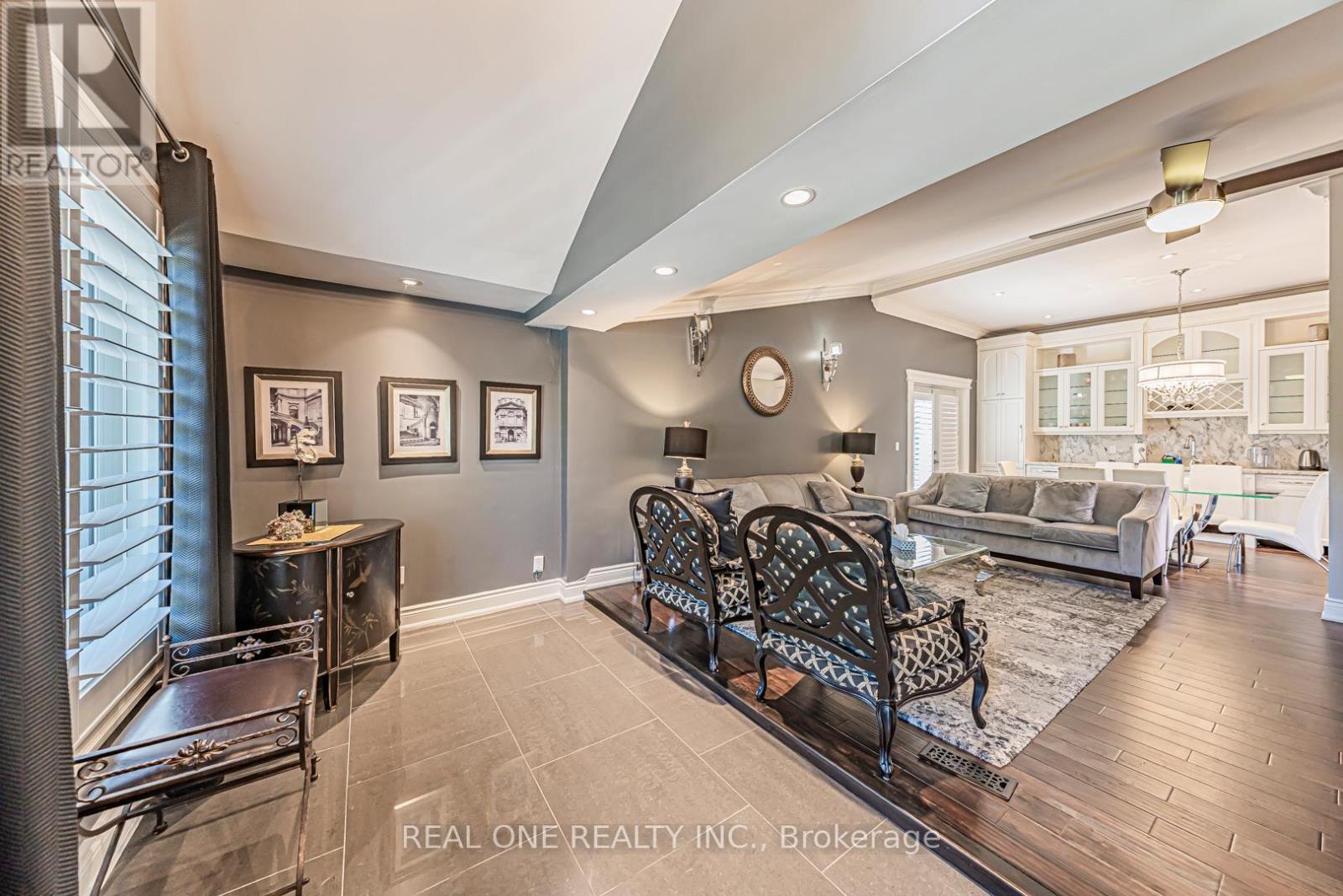 Photo 6 of 1 Manorpark Court S, Toronto ON