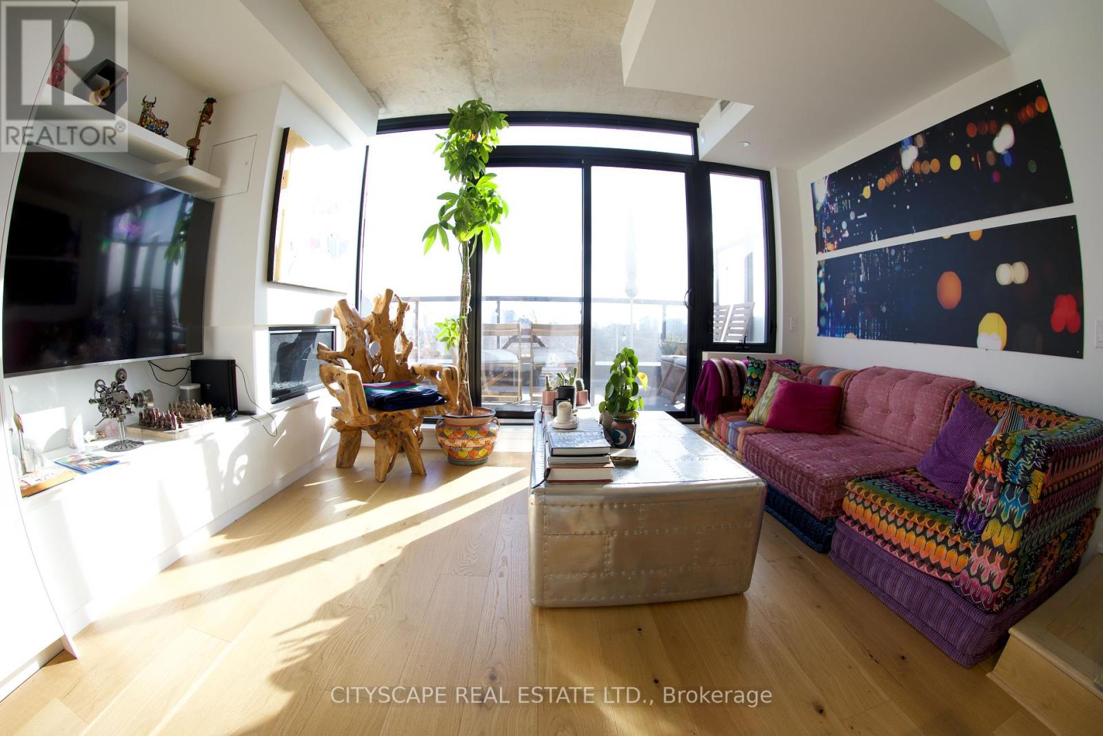Photo 11 of 618 899 College Street W, Toronto ON