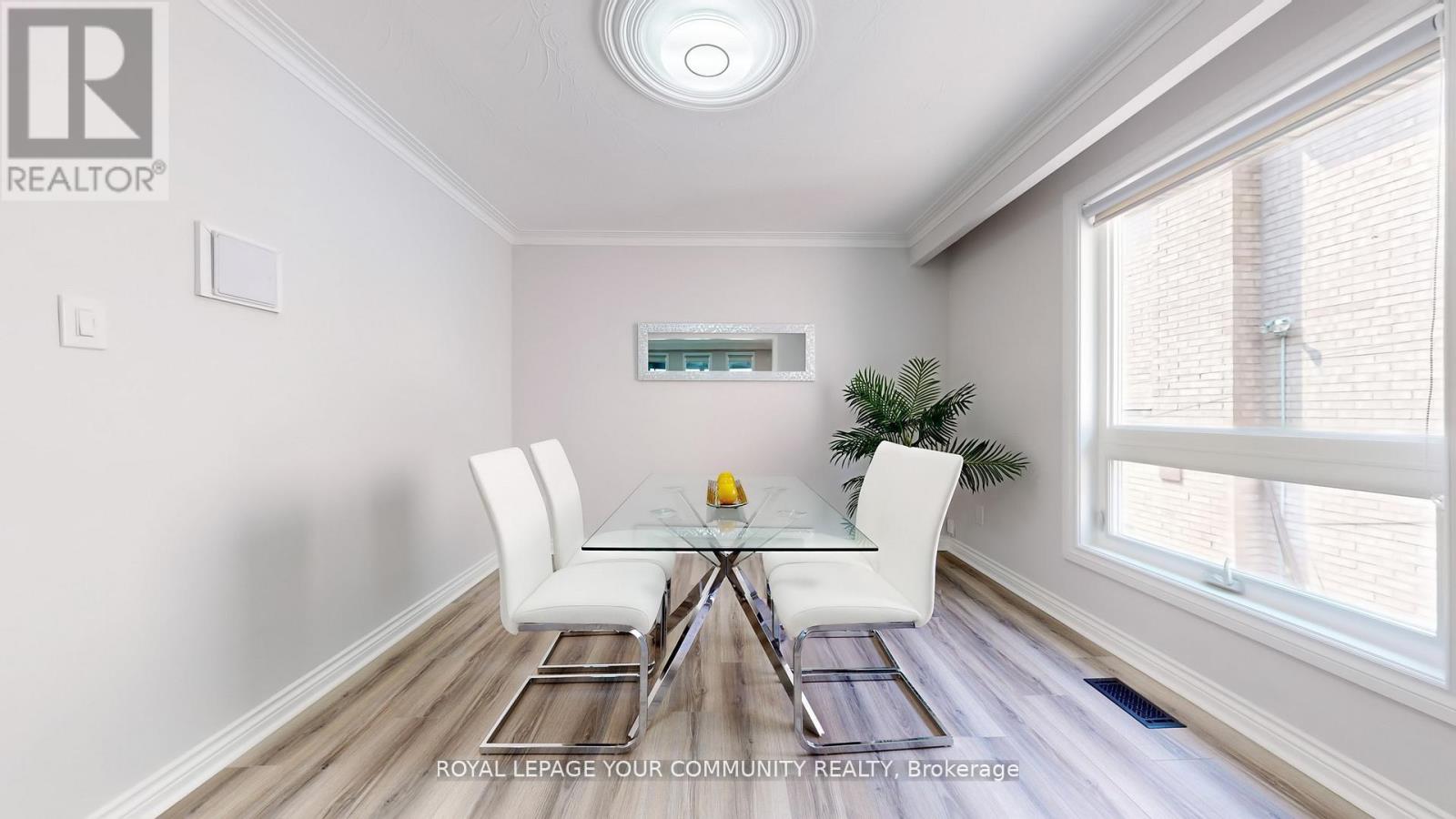 Photo 2 of 731 Glencairn Avenue, Toronto ON