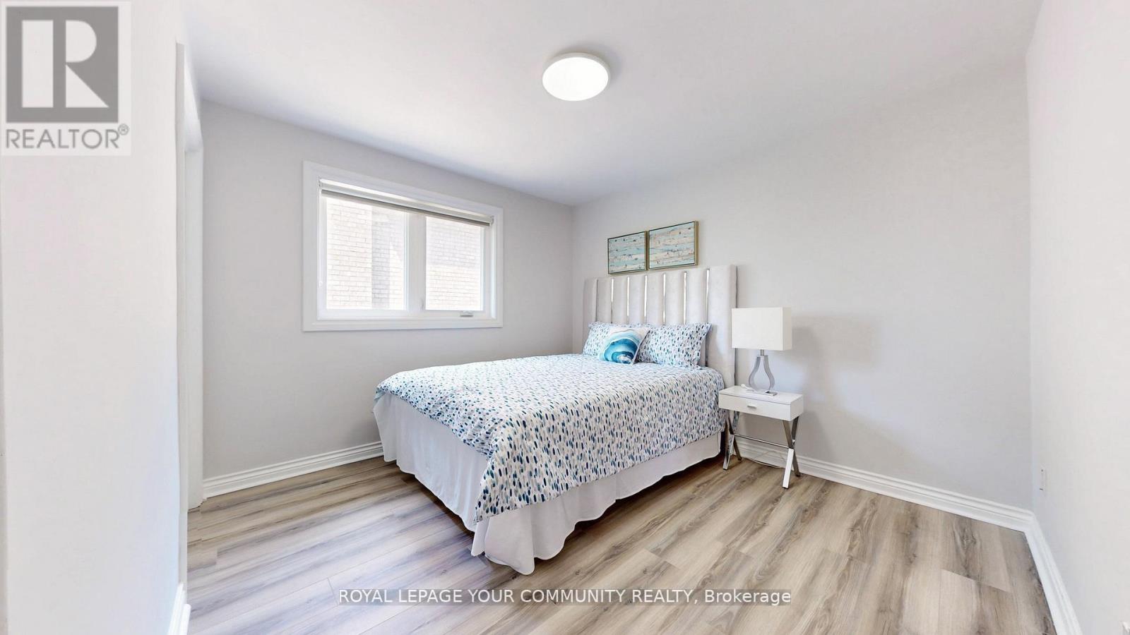 Photo 22 of 731 Glencairn Avenue, Toronto ON