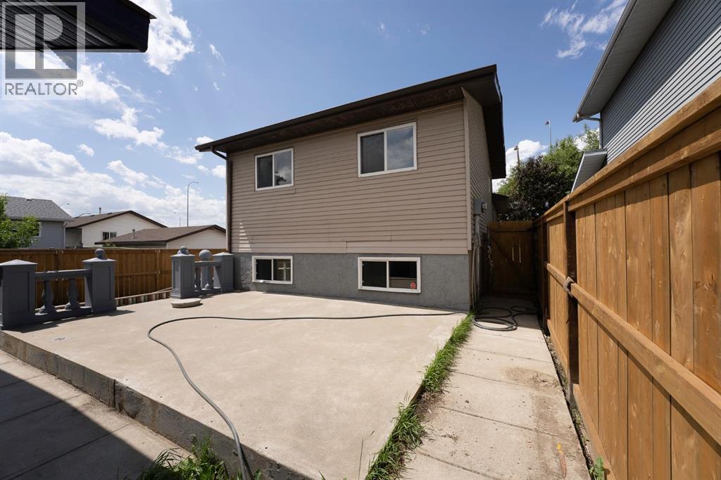 Single Family House 4 Level for Sale in  Whitworth Way Whitehorn Calgary 
