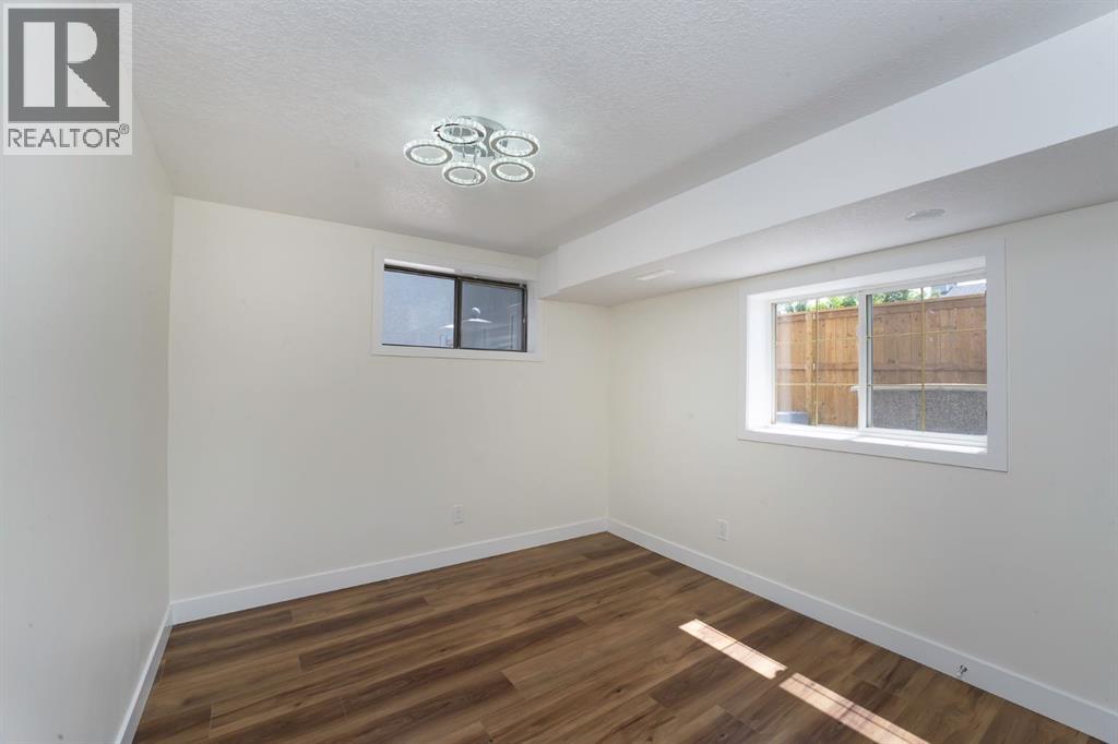 Single Family House 4 Level for Sale in  Whitworth Way Whitehorn Calgary 