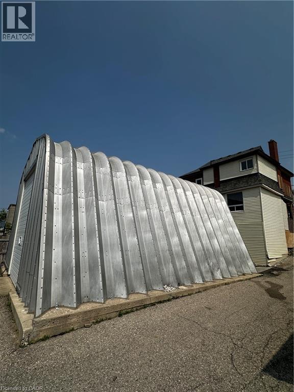Photo 3 of 601 Lancaster Street W Unit Quonset, Kitchener ON