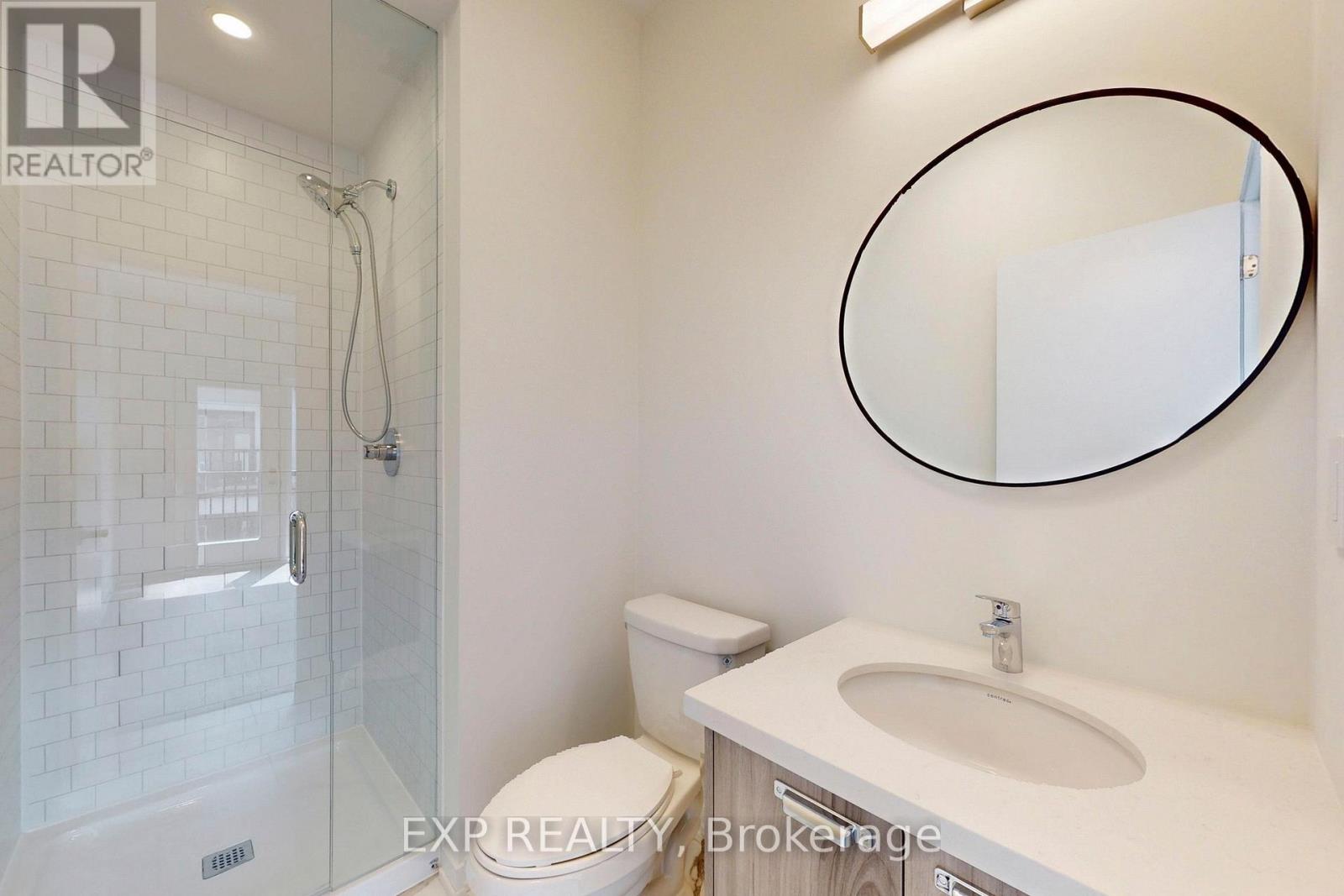 Photo 26 of 54 Matawin Lane, Richmond Hill ON