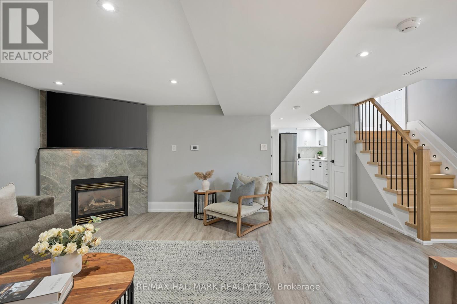 Photo 37 of 25 Elmont Drive, Toronto ON