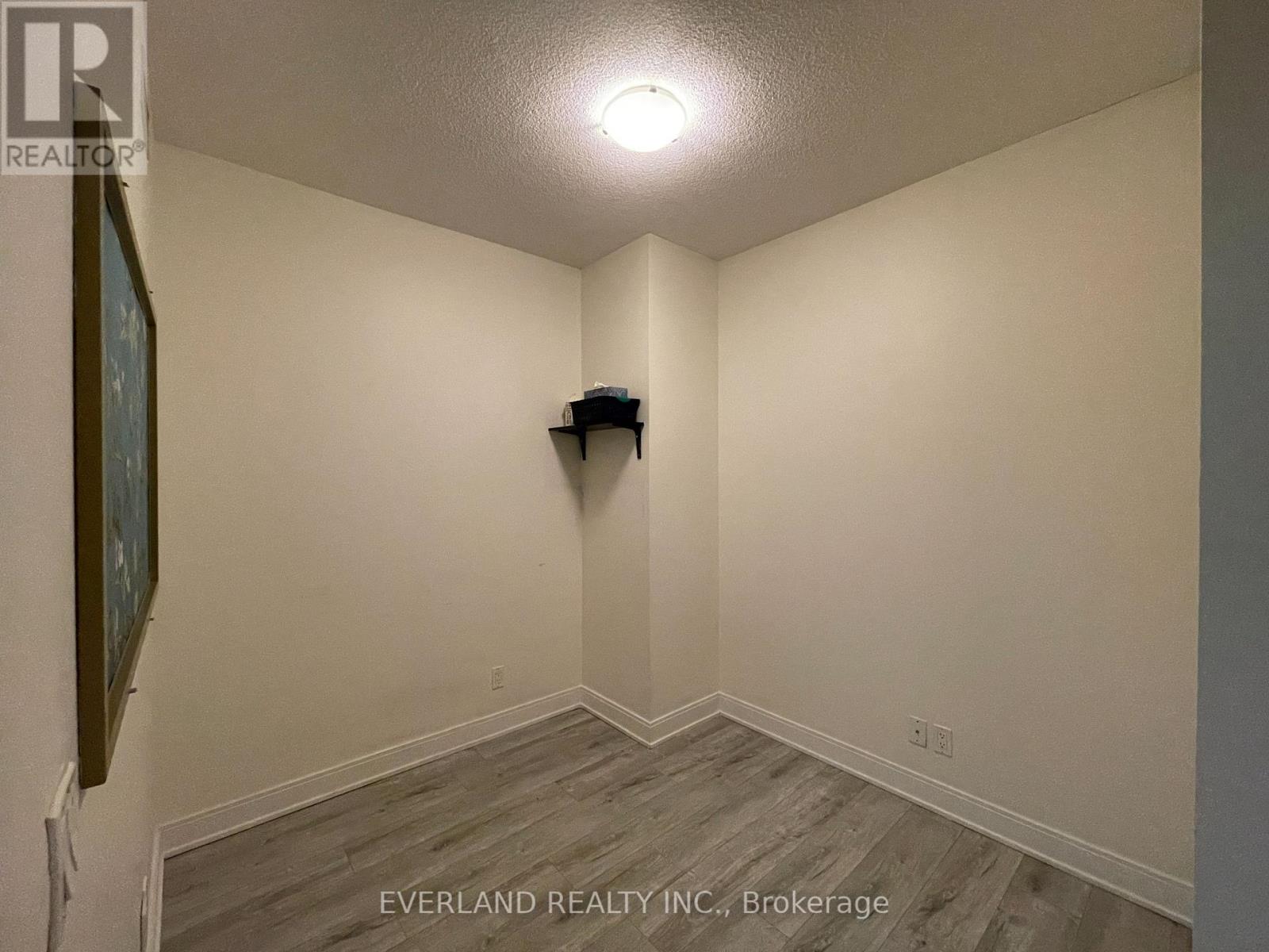 Photo 12 of 610 125 Village Green Square, Toronto ON
