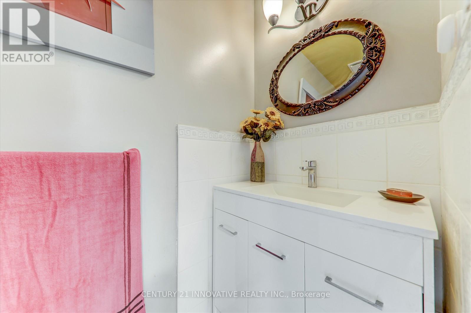 Photo 29 of 1 34 Dundalk Drive, Toronto ON