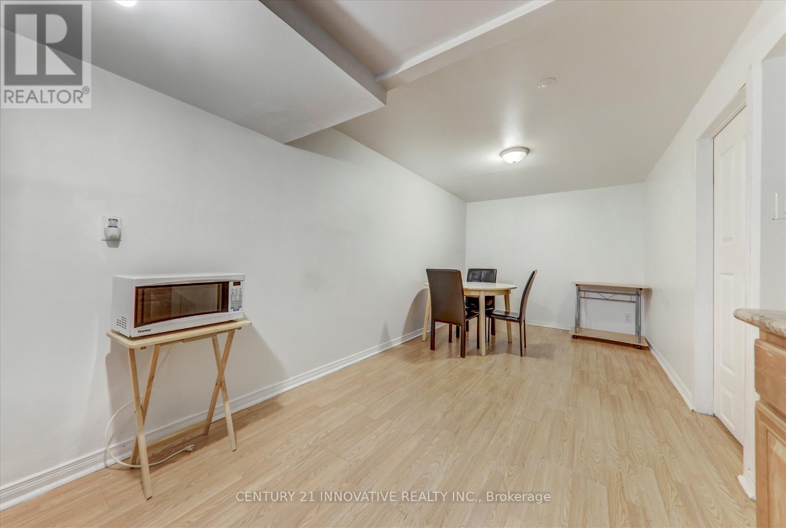 Photo 18 of 1 34 Dundalk Drive, Toronto ON
