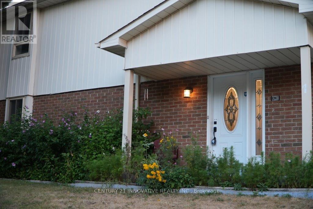 Photo 23 of 1 34 Dundalk Drive, Toronto ON