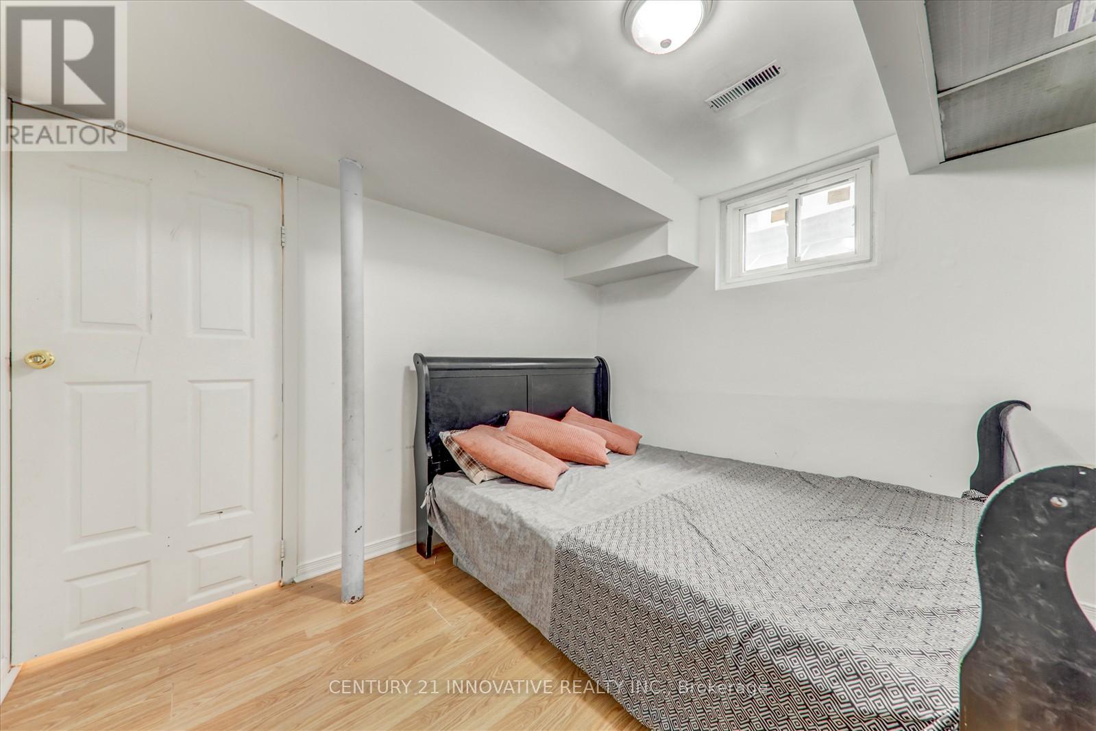 Photo 25 of 1 34 Dundalk Drive, Toronto ON