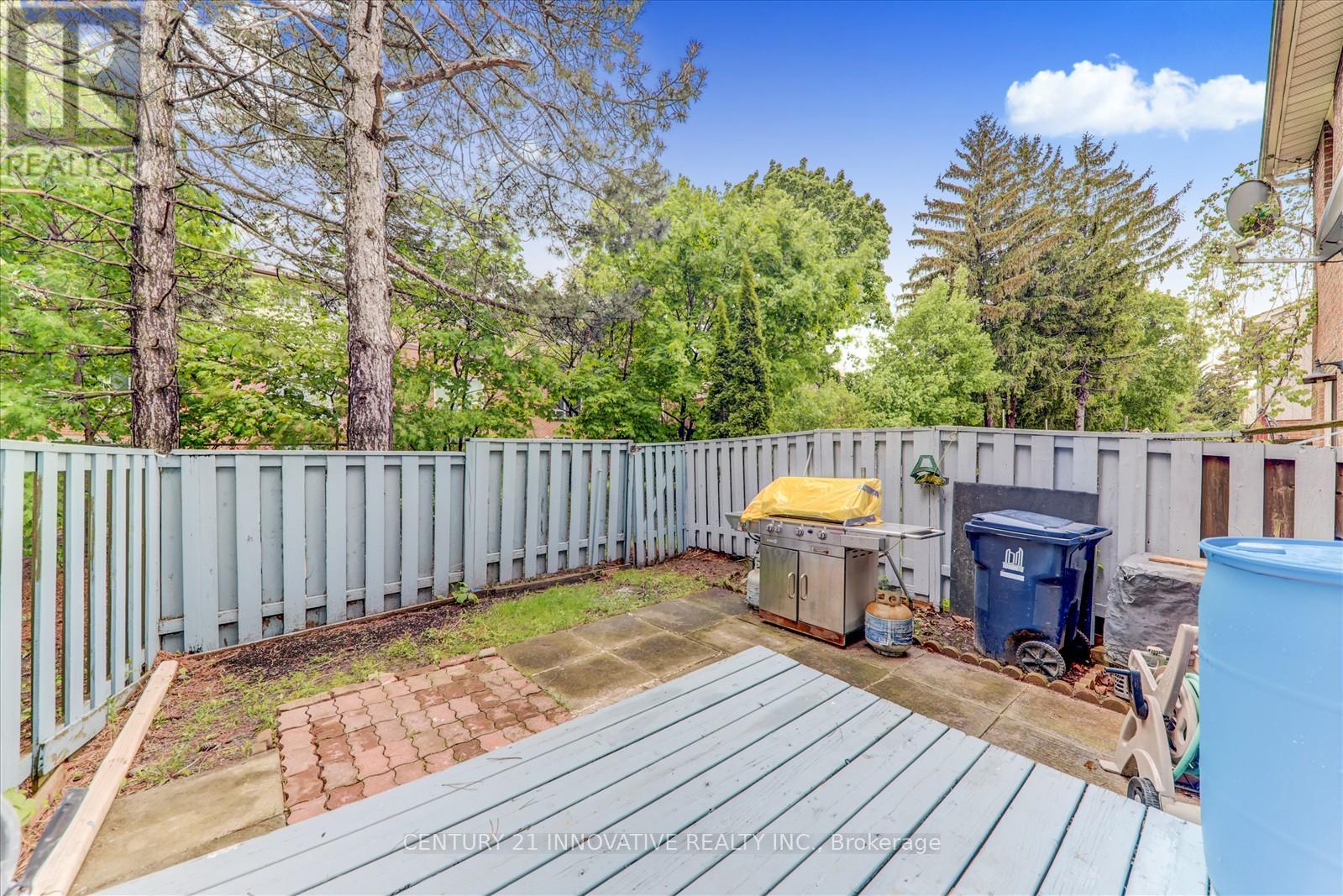 Photo 12 of 1 34 Dundalk Drive, Toronto ON