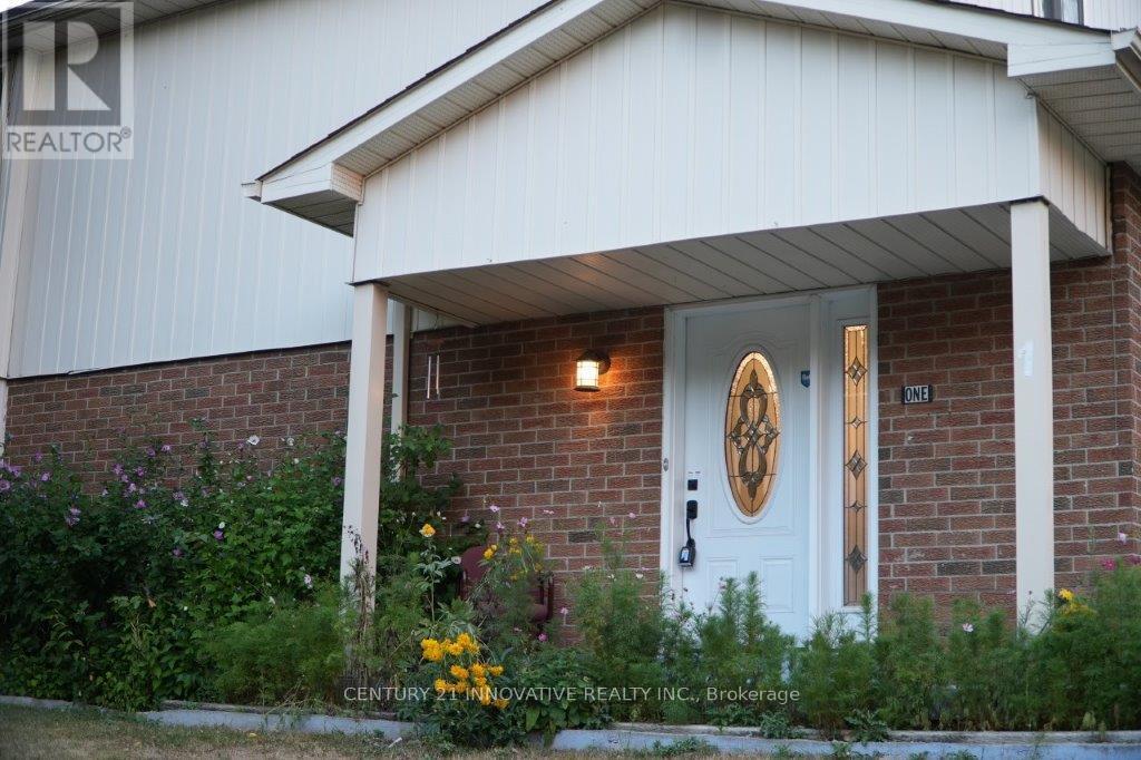 Photo 15 of 1 34 Dundalk Drive, Toronto ON