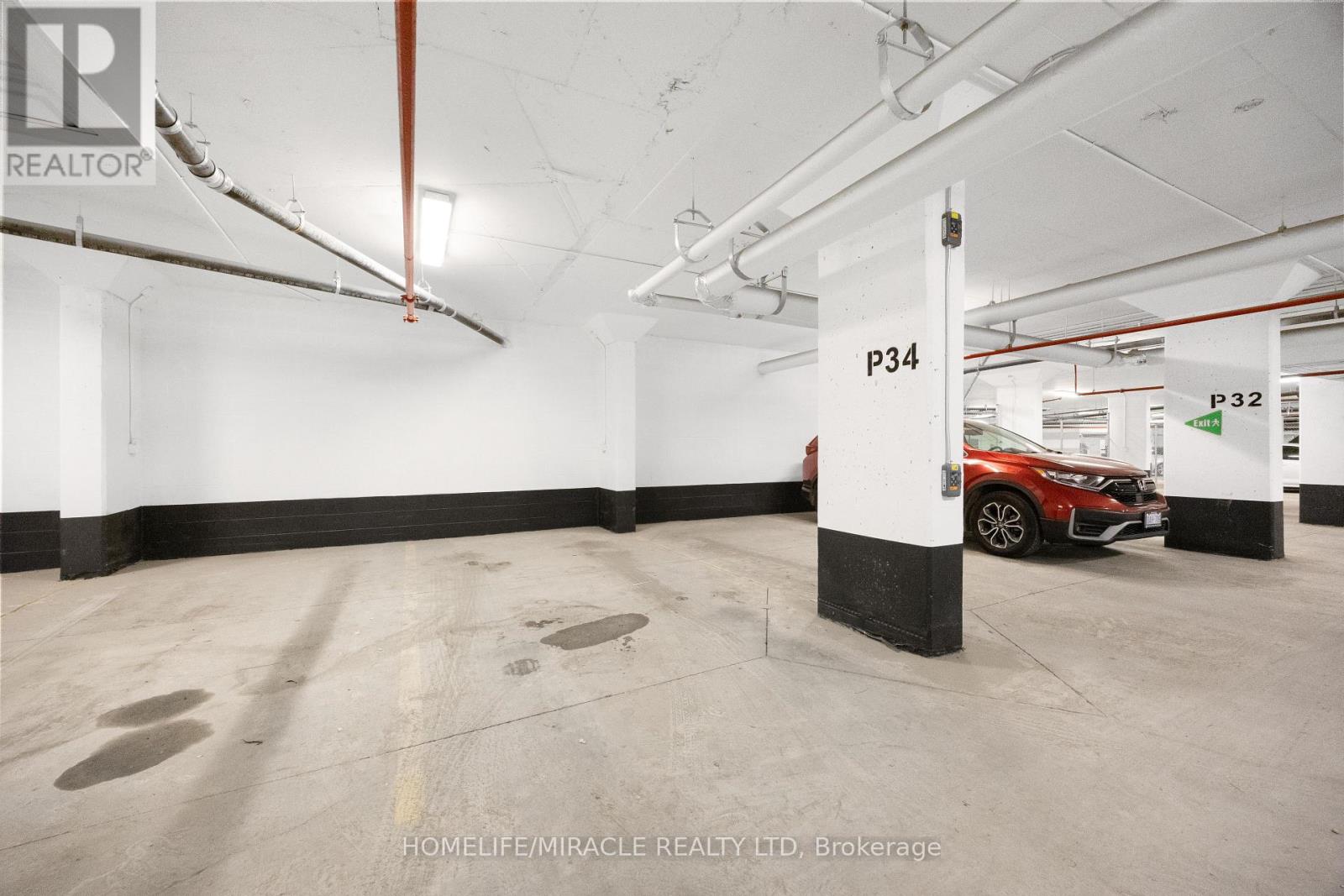 Photo 44 of 9 174 Clonmore Drive, Toronto ON