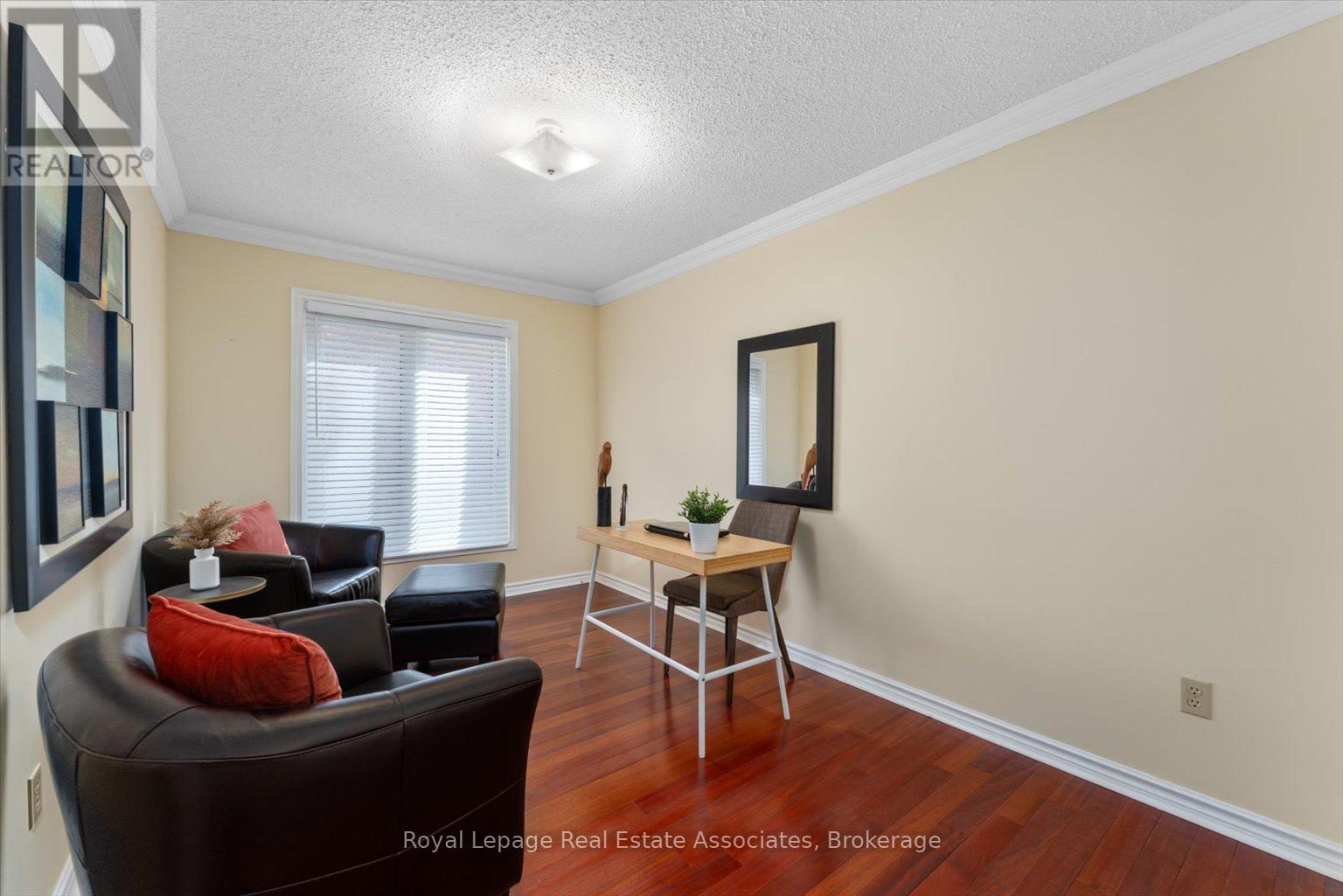 Photo 13 of 1546 Hollywell Avenue, Mississauga ON
