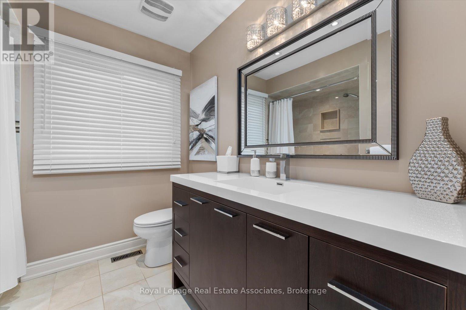 Photo 31 of 1546 Hollywell Avenue, Mississauga ON