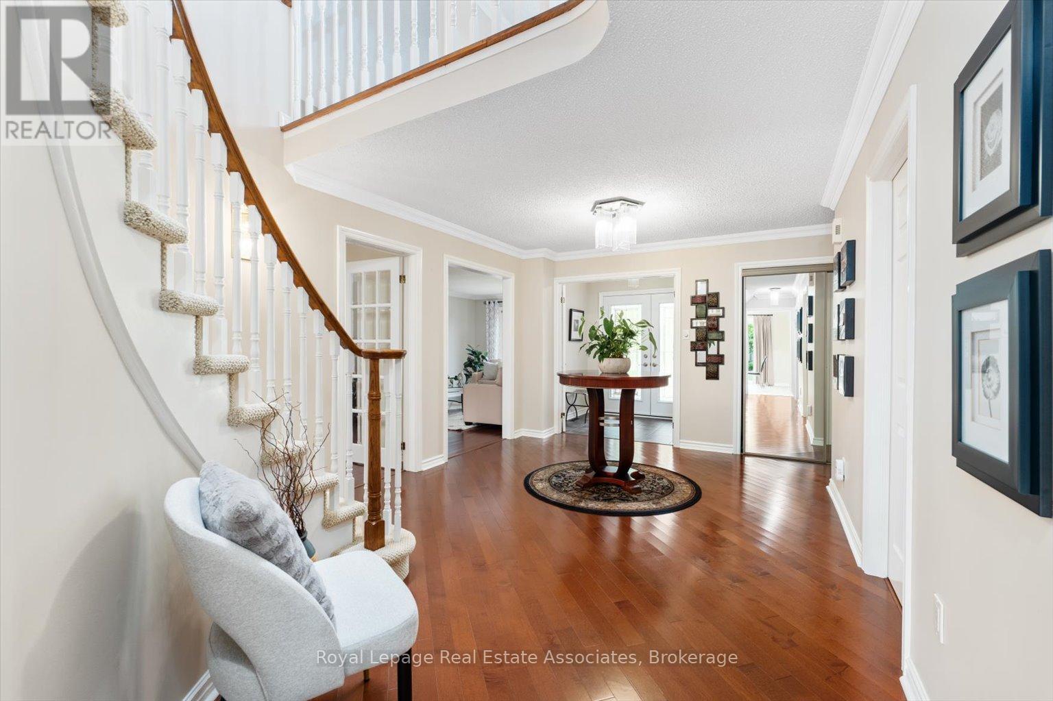 Photo 6 of 1546 Hollywell Avenue, Mississauga ON