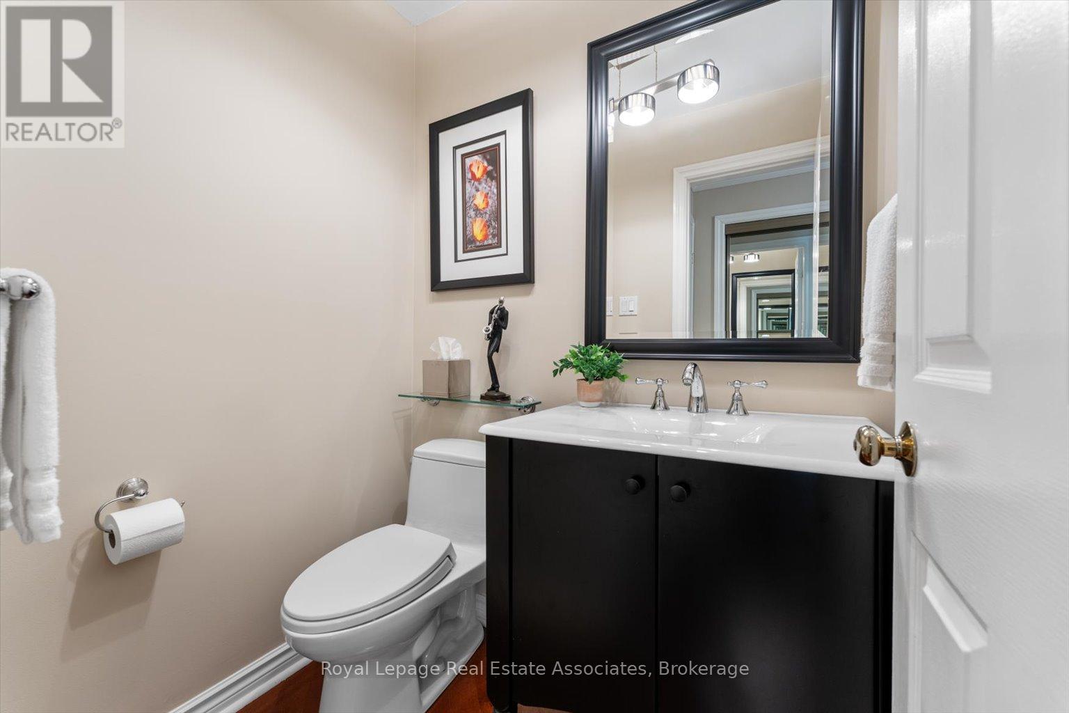 Photo 26 of 1546 Hollywell Avenue, Mississauga ON