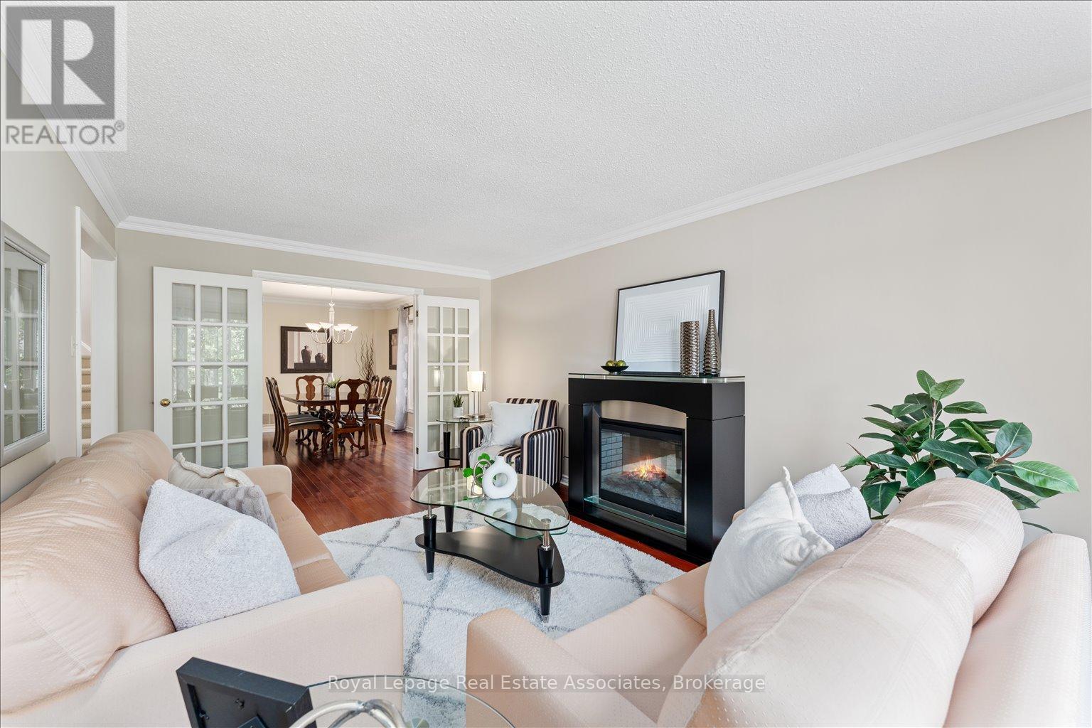 Photo 9 of 1546 Hollywell Avenue, Mississauga ON