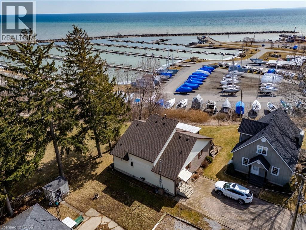 Photo 1 of 16 Dean Avenue, Port Dover ON