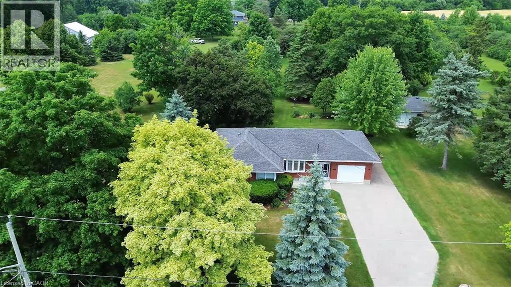 Photo 5 of 145 Bloomingdale Road N, Kitchener ON