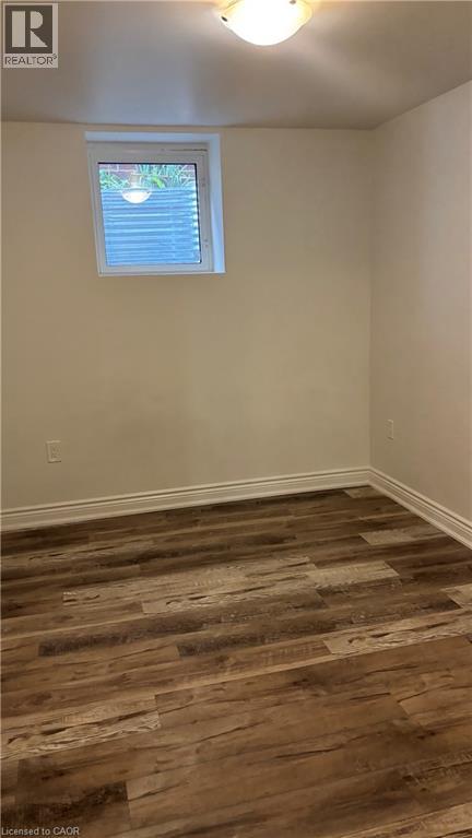 Photo 7 of 27 Elmbank Trail Unit Basement, Kitchener ON